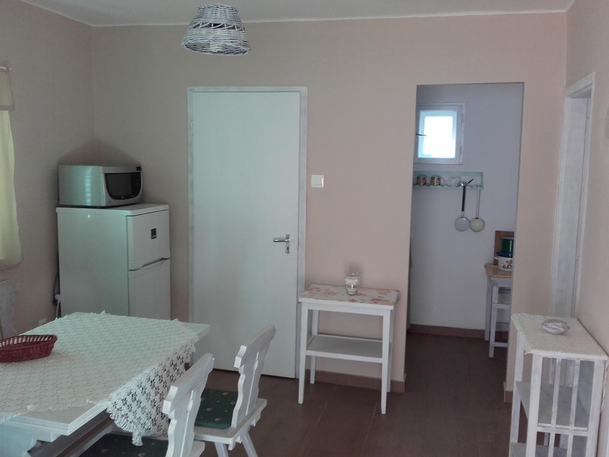 Menta Apartman 메조코베스드 외부 사진